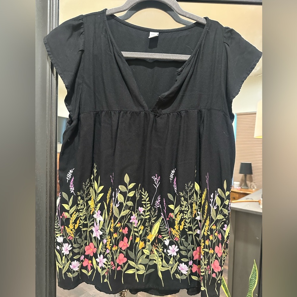 Old Navy Black Floral Border V-Neck Tunic